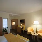 Weingut & Gaestehaus Schmitz-bergweiler Hotel