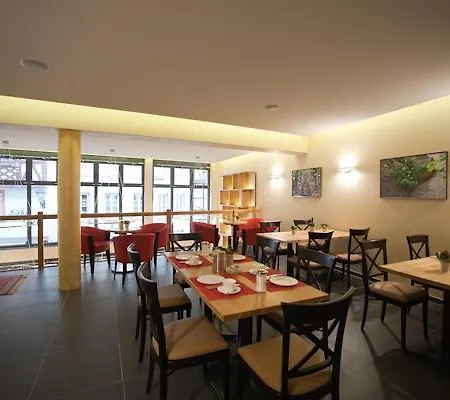 Weingut & Gaestehaus Schmitz-bergweiler