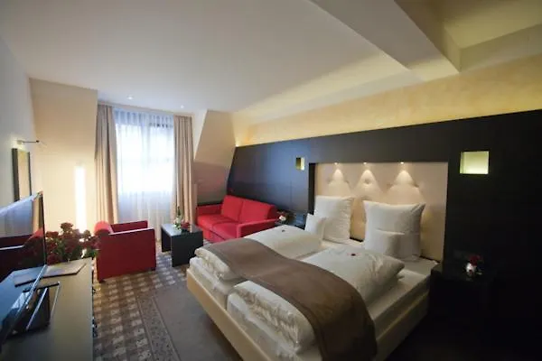 Hotel Weingut & Gaestehaus Schmitz-bergweiler