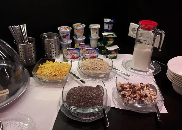 Weingut & Gaestehaus Schmitz-bergweiler מלון 4*